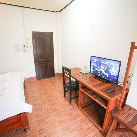 Maylay Guesthouse Vang Vieng Εξωτερικό φωτογραφία