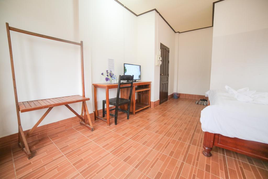 Maylay Guesthouse Vang Vieng Εξωτερικό φωτογραφία