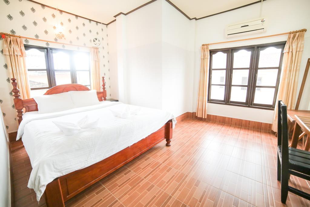 Maylay Guesthouse Vang Vieng Εξωτερικό φωτογραφία