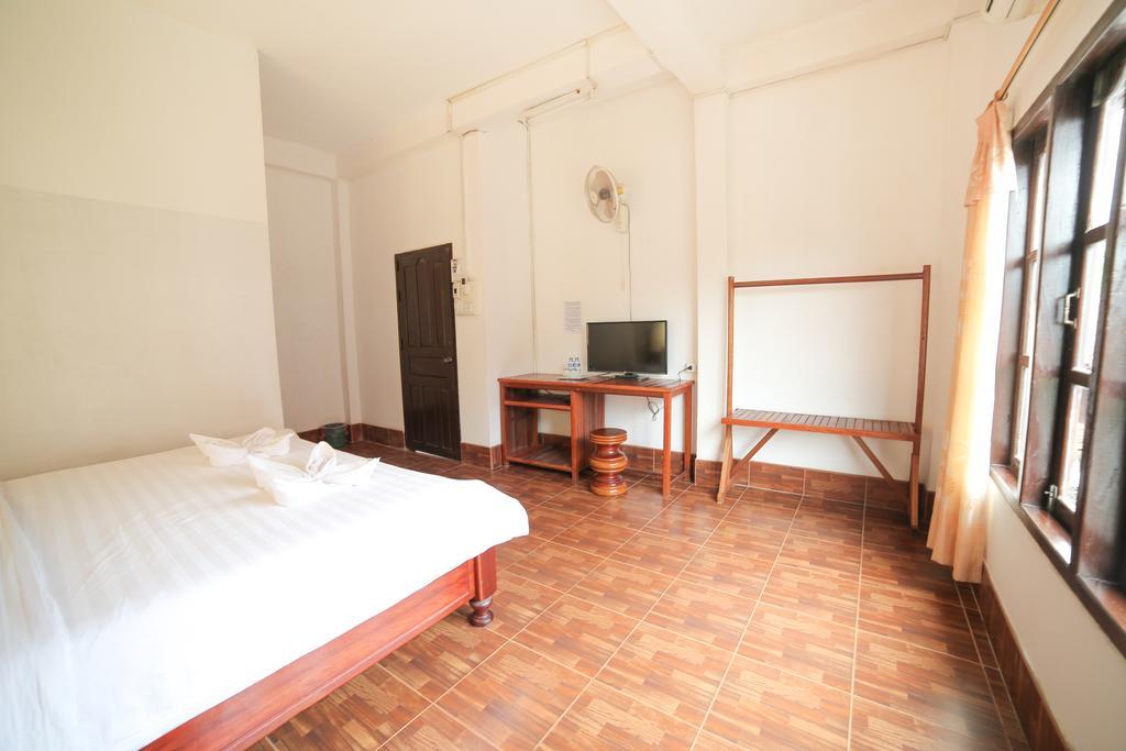 Maylay Guesthouse Vang Vieng Εξωτερικό φωτογραφία