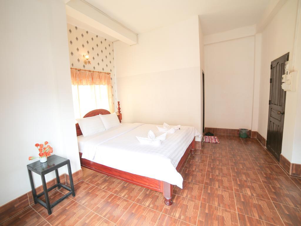 Maylay Guesthouse Vang Vieng Εξωτερικό φωτογραφία