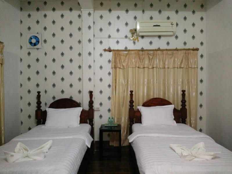 Maylay Guesthouse Vang Vieng Εξωτερικό φωτογραφία